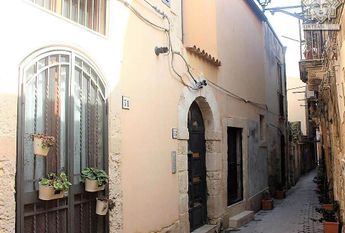 mini appartamento arredato