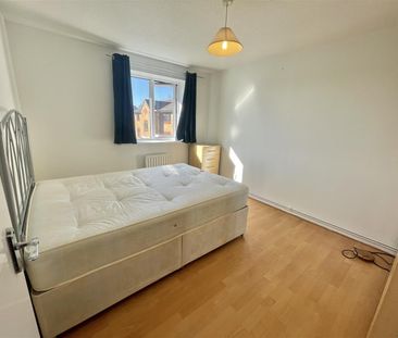 Dehavilland Close, Northolt - Photo 4