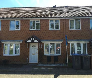 2 bedroom terraced house to rent - Photo 2