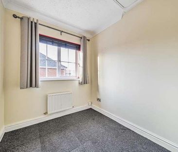 Windsor, Berkshire, SL4 - Photo 6