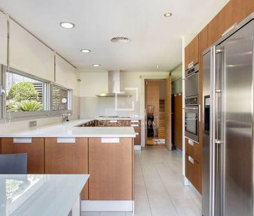 Luxury Villa for rent in Barcelona, Spain - Photo 6