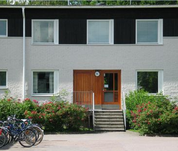 Kvinnebyvägen, Linköping - Photo 2