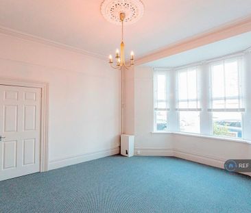 4 bedroom terraced house to rent - Photo 3