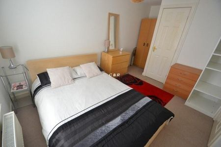 3 bedroom detached house to rent - Photo 3