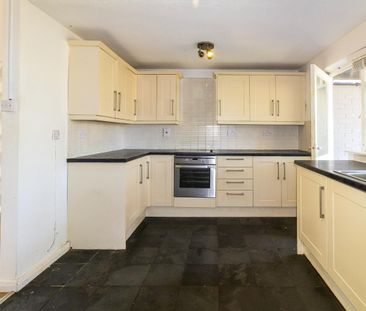 3 bedroom house to rent Cornelia Close, Bletchley, Milton Keynes, MK2 - Photo 6