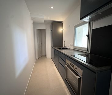 Location Appartement 1 pièce 48m² MONTPELLIER 34000 - Photo 2