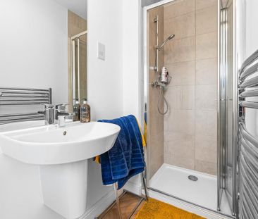 3 bedroom end of terrace house to rent - Photo 6