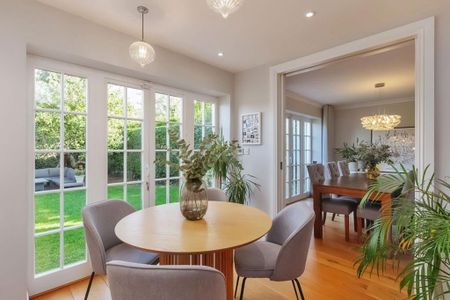 5 bedroom detached house to rent - Photo 4