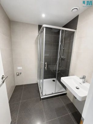 Pronájem krásného a velkého bytu 3+kk - 86 m - Fotografie 1