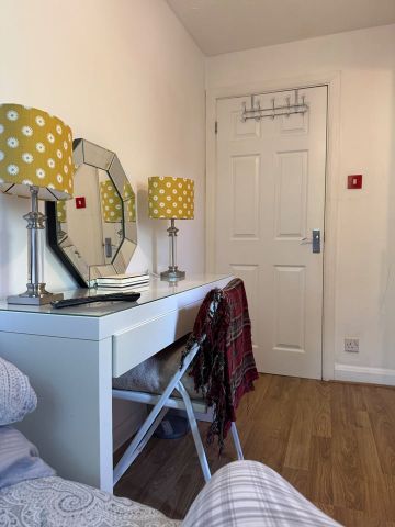 Room in a Shared House, Spindlewood Close, SO16 - Photo 3