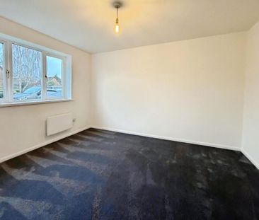 Lewes Close, Grays, RM17 - Photo 4