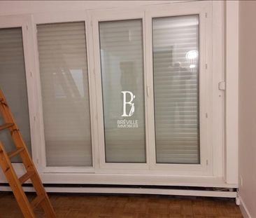 PARIS 163 rue de Charonne, dans bel immeuble un studio entièrement ... - Photo 3