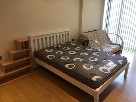 1 bedroom flat to rent - Photo 5