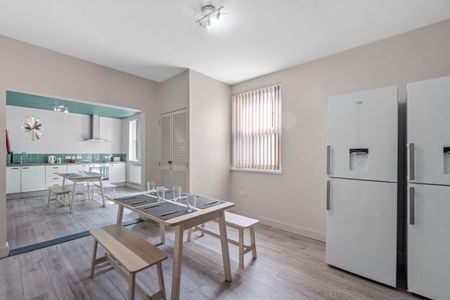 Queen Anne Terrace, Plymouth - Photo 2