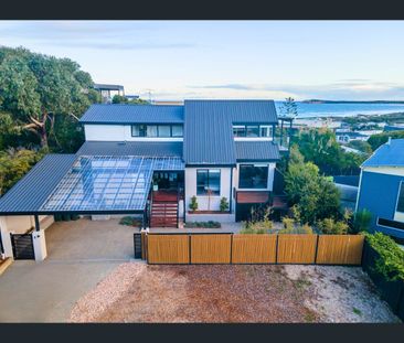 32 Hadley Street, Charlemont, Vic 3217 - Photo 4