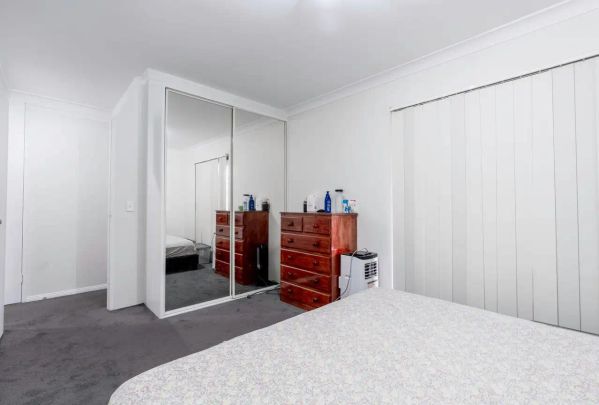 “1st Floor 2 Bedroom Unit” - Photo 1