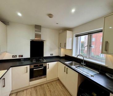 2 bedroom coach house to rent - Photo 6