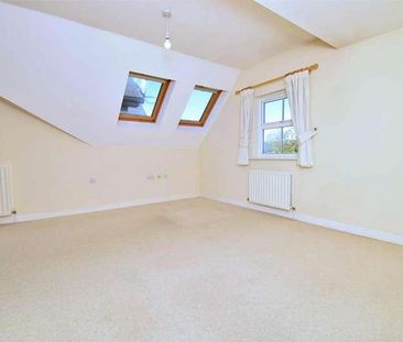 Augustine Court, Spire View, SP2 - Photo 5