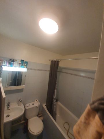 Studio Bougival 23 m2 en très bon état - Photo 4