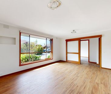 Charming Residence Offering Comfort & Convenience - Photo 6