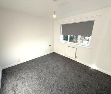 3 bedroom end of terrace house to rent - Photo 3