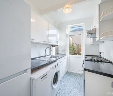 Streatham Vale, London, SW16 - Photo 6