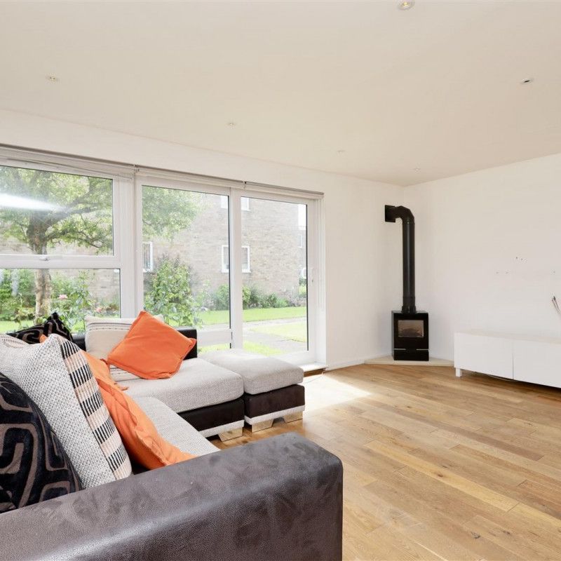 3 bedroom Terraced House to rent in Hunters Court, South Gosforth, Newcastle Upon Tyne NE3 - Photo 1