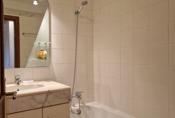 APARTAMENTO | 3 QUARTOS | CASA BRANCA