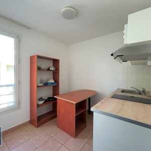 Location Appartement 1 pièce 23m² AVIGNON 84000 - Photo 2