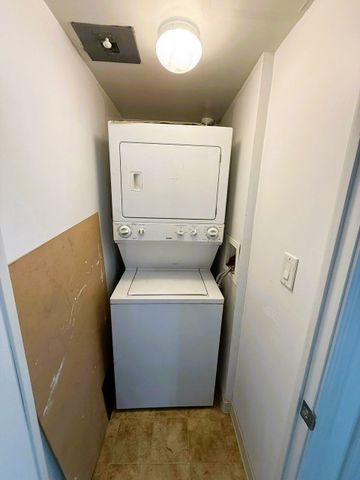 For Lease - 208 Enfield Place Unit# 1501, Mississauga, Ontario - Photo 2