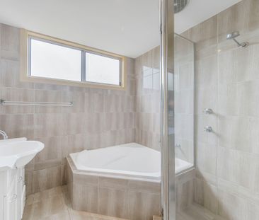 15A Gray Street, Port Macquarie NSW 2444 - House For Rent | Domain - Photo 2