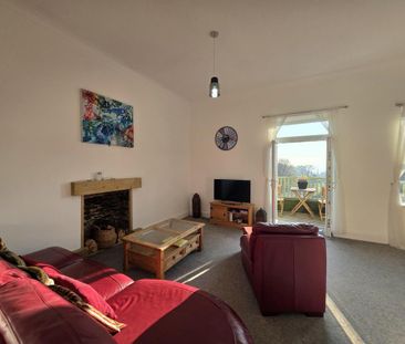 2 bedroom maisonette to rent - Photo 2