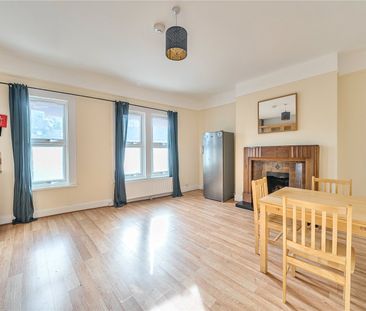 Vale Road, N4, London - Photo 2