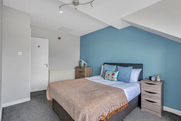 1 bedroom in a house share to rent - Photo 1