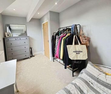 Cheyne Way, Farnborough, GU14 - Photo 3