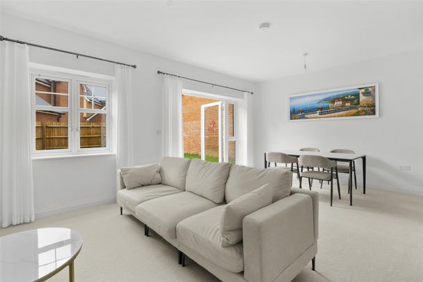 Orchid Drive, High Wycombe - Photo 1