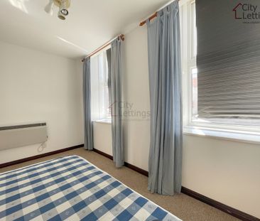 2 Bedroom Ground Floor Flat - Photo 3