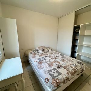 Charmant appartement T2 meublé à louer à Chauray, rez-de-chaussée avec jardin - Photo 2