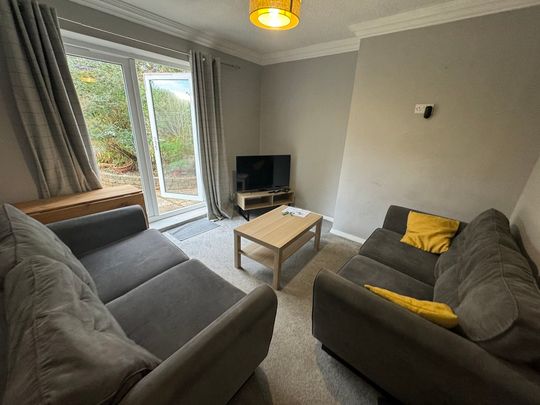 Newland Park Drive, Hull Road - P1754 - Photo 1