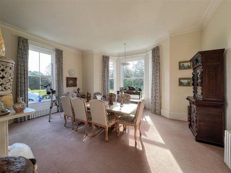 6 bedroom semi-detached house to rent - Photo 3