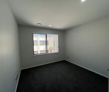 BIGGER THAN AVERAGE TOWNHOUSES - Photo 6