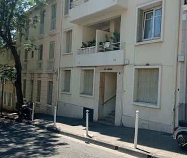 Location Appartement 1 pièce 33m² TOULON 83000 - Photo 5