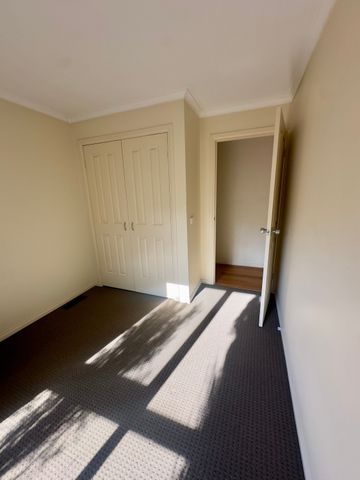 Endeavour Hills - Photo 4