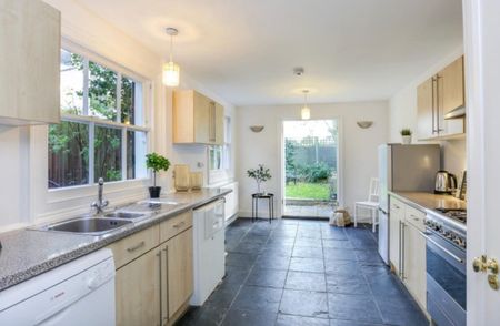Room in a Shared House, Chiswick, W4 - Photo 3