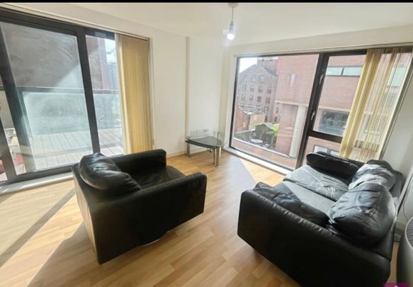2 Bed Flat, Loom Street, M4 - Photo 1