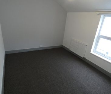4 bedroom terraced house to rent - Photo 1