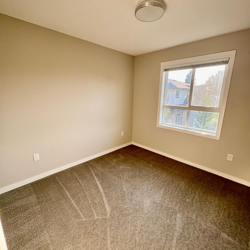 Beautiful Townhome @ "The Brighton" - Photo 1