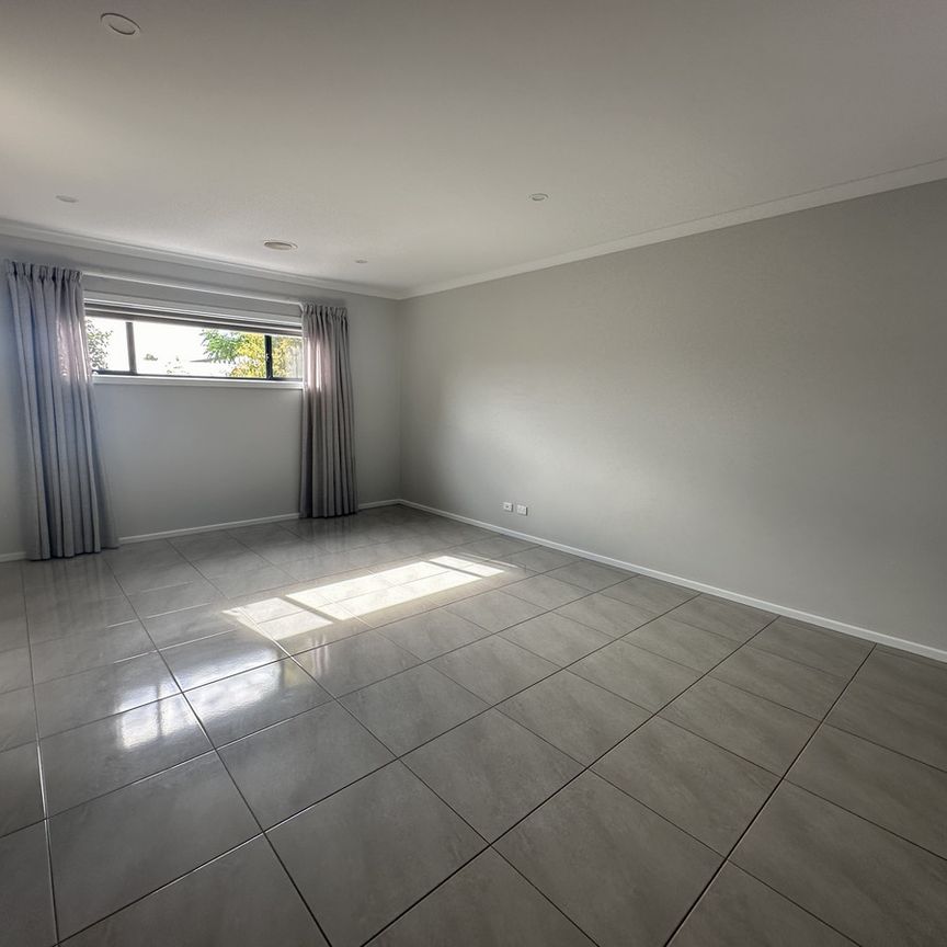 3 / 132-134 Sobraon Street, Shepparton VIC 3630 - Photo 1