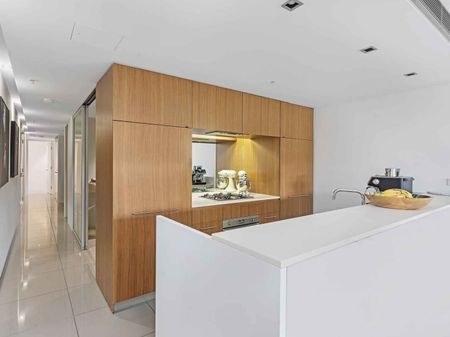 Two Bedroom plus Study, North Facing Apartment + Parking - Photo 2
