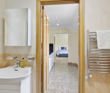 1 bedroom ground floor flat to rent - Photo 5